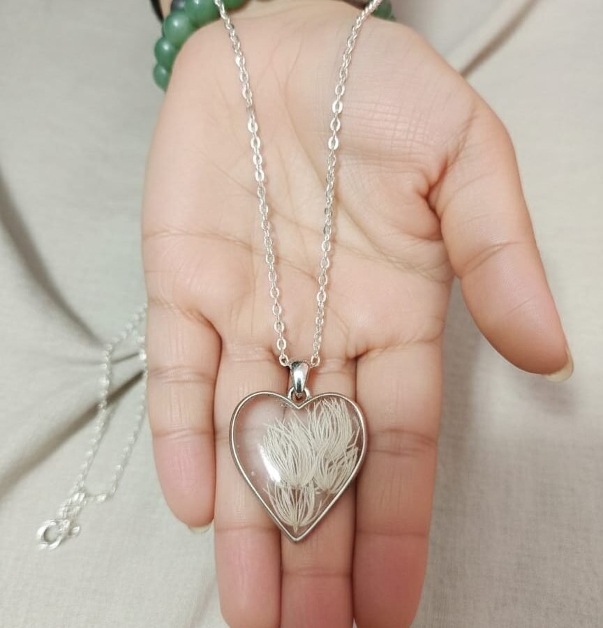 White Dried Flower Heart Resin Pendant | Silver Anti-Tarnish Necklace