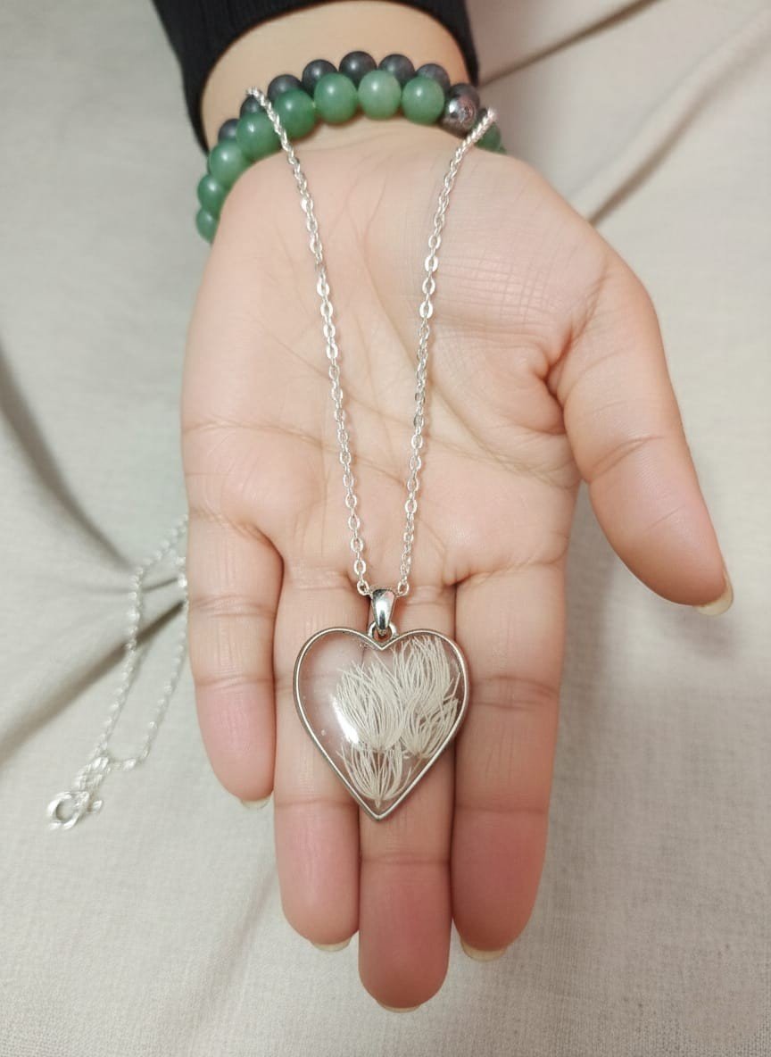 White Dried Flower Heart Resin Pendant | Silver Anti-Tarnish Necklace