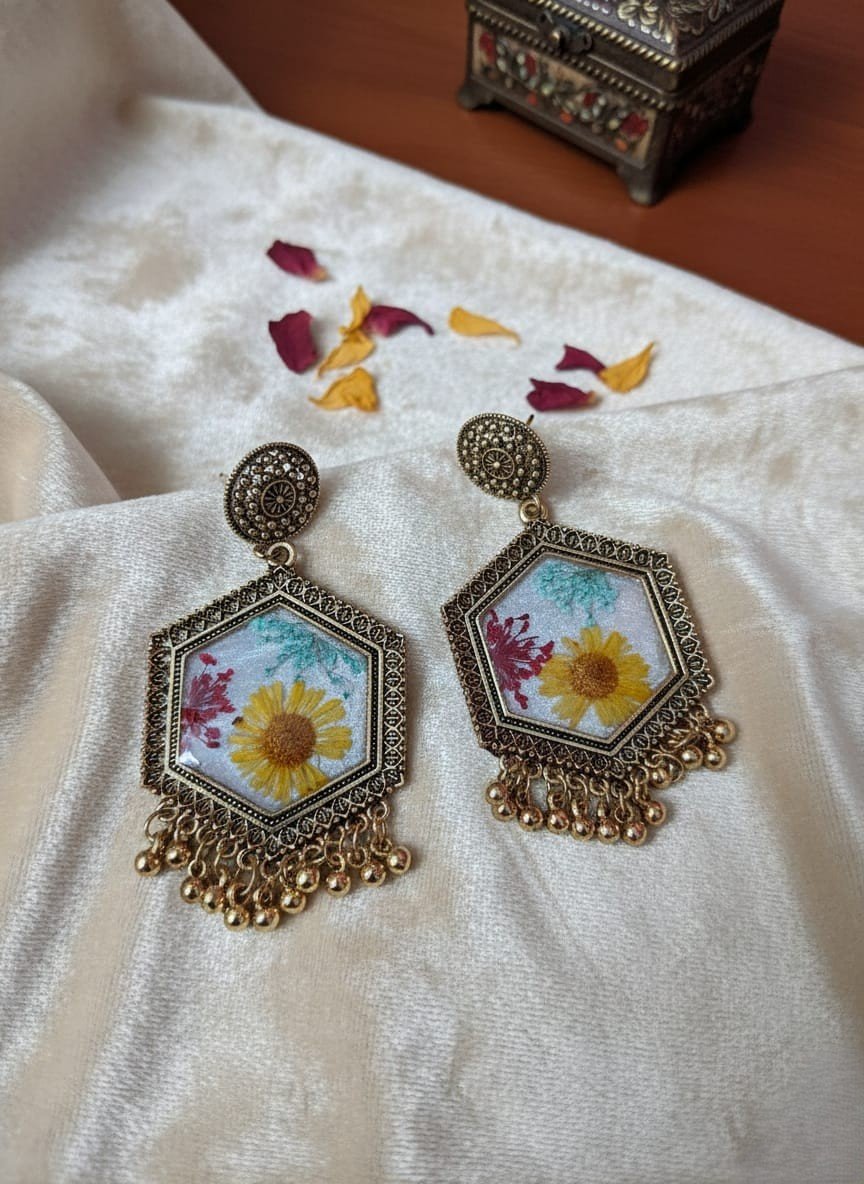 Real Yellow Aster & Queen Anne’s Breath Resin Hexagon Earrings – 2 Layer Vintage Gold Floral Statement Jewelry (White Base)